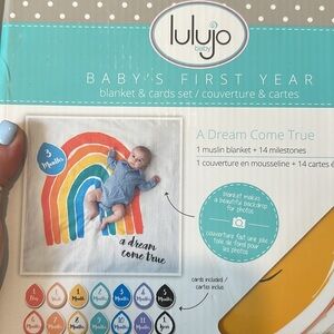 Baby’s First Year Blanket and Signs